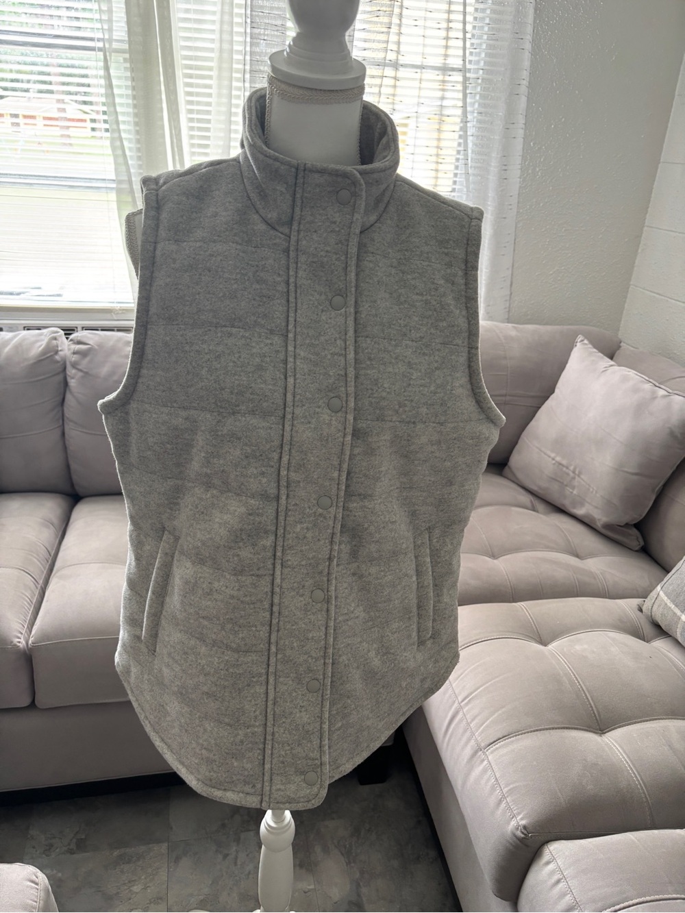 croft & barrow Light Gray Quilted Vest with Subtle Texture